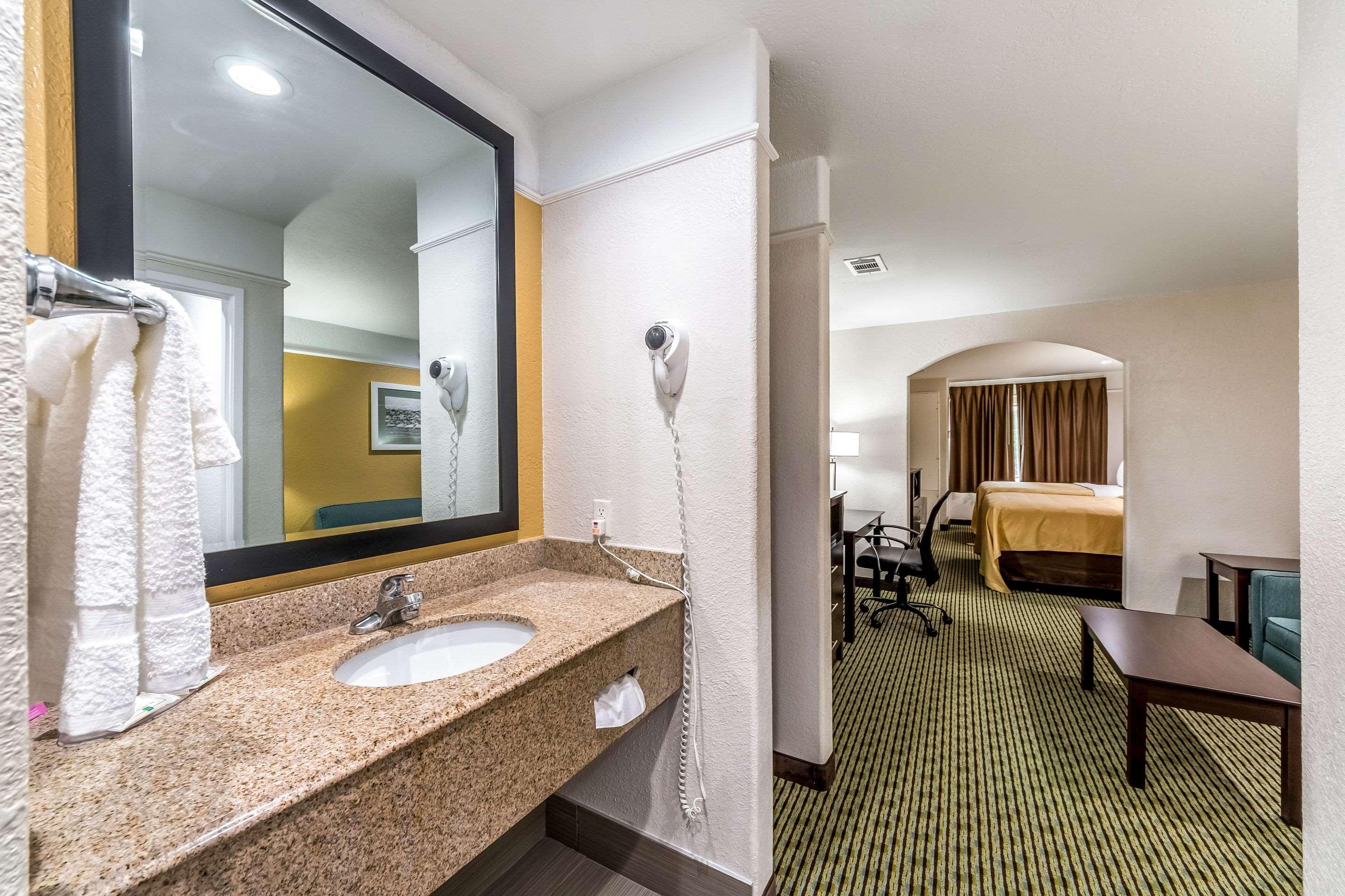 Quality Inn & Suites Seaworld North San Antonio Eksteriør bilde